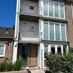 Casa Del Cisne 3 Aparthotel